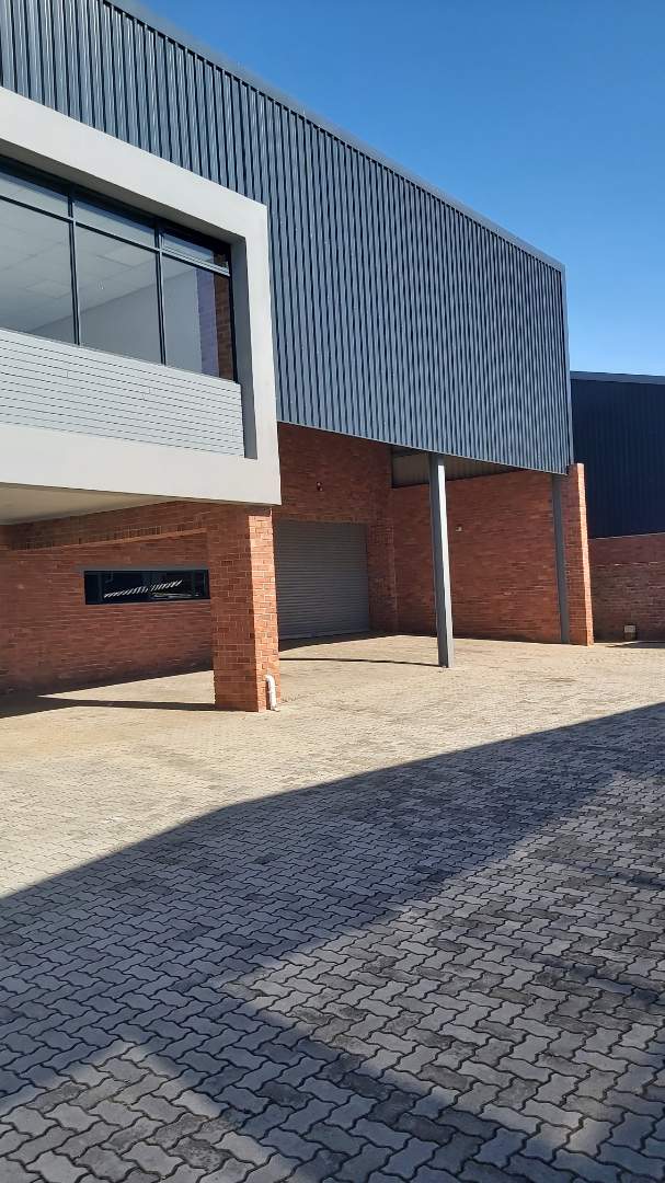 To Let commercial Property for Rent in Fairview Eastern Cape